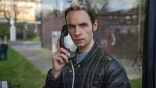 Image Deceit (2021) 3