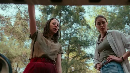 Image Narcos: Mexico 8