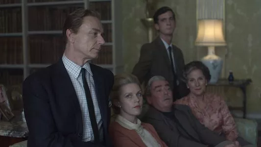 Image The Crown 4